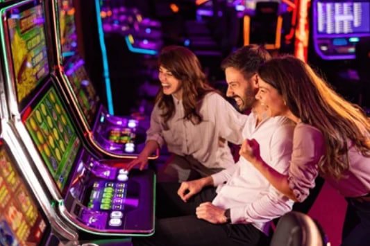 Basketball and football sports betting markets on hypebet live